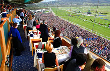 PANORAMIC RESTAURANT w/ STEAM TRAIN